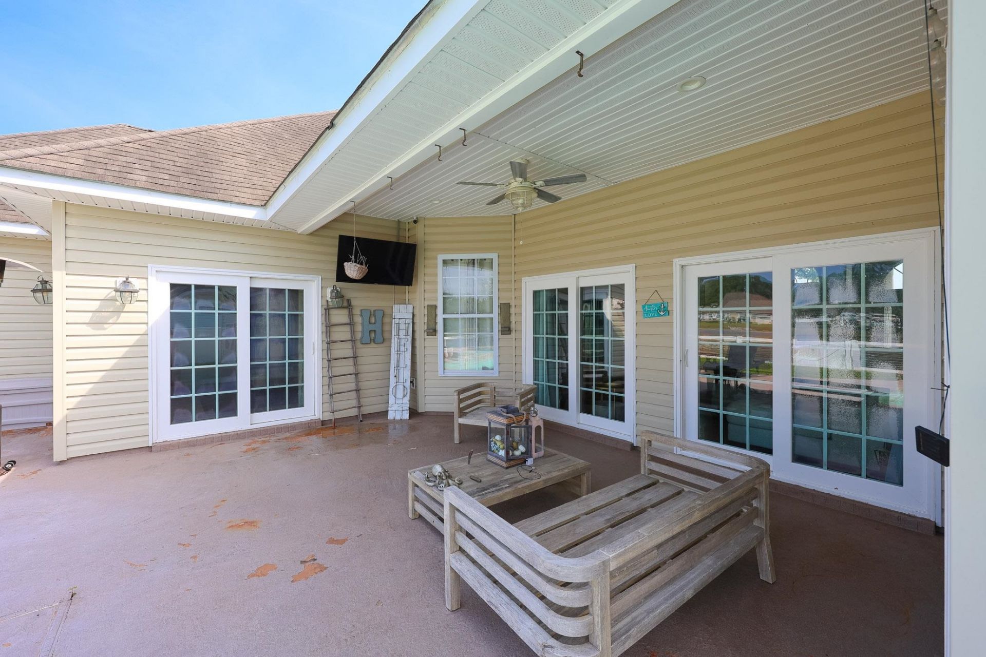 2090 Deerfield Ave.  Photo 37