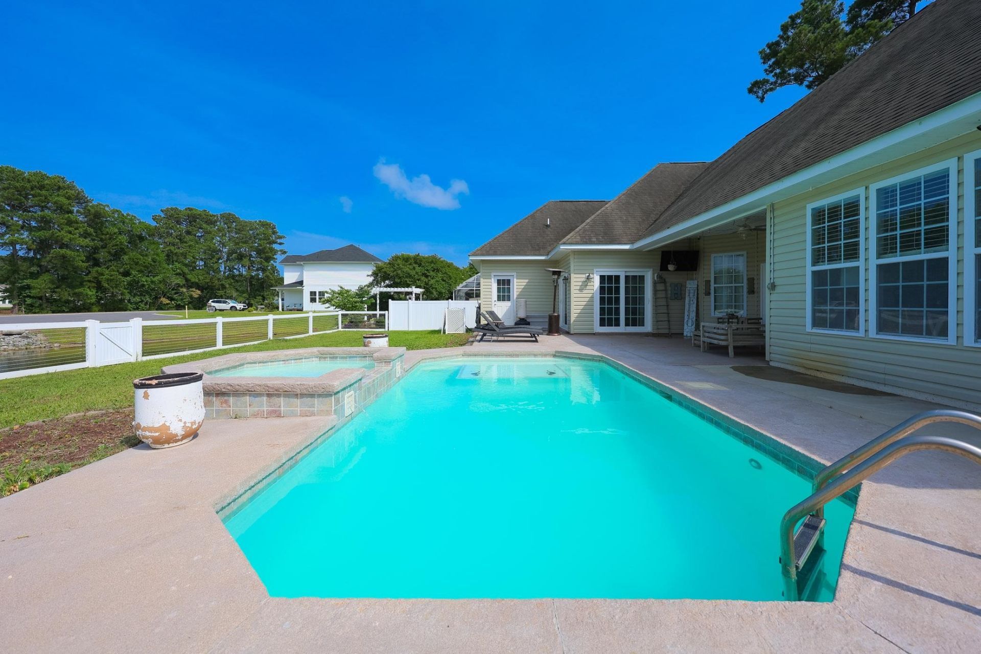 2090 Deerfield Ave.  Photo 41