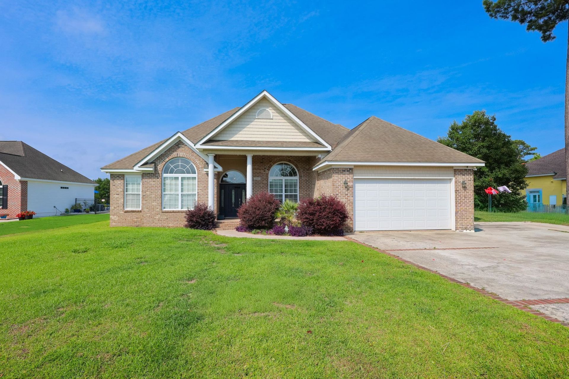 2090 Deerfield Ave.  Photo 46