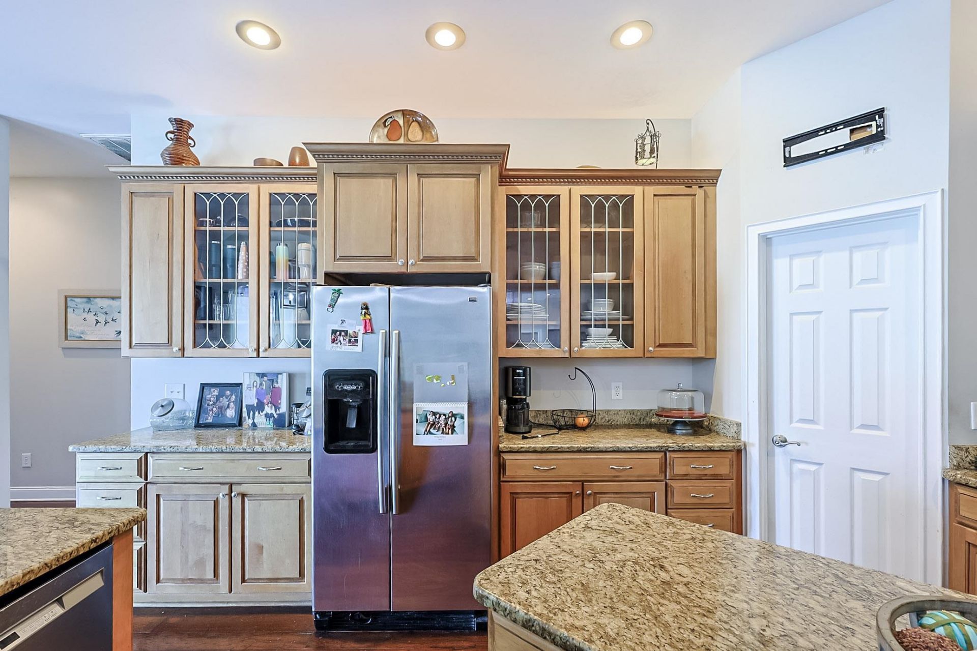 2090 Deerfield Ave.  Photo 9