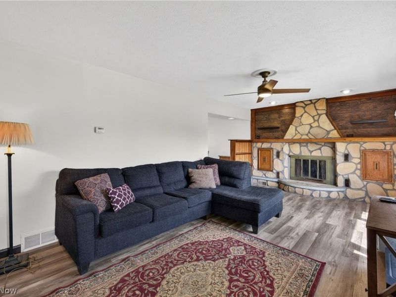 980 E 347th Street, Eastlake, OH 44095 Photo 11