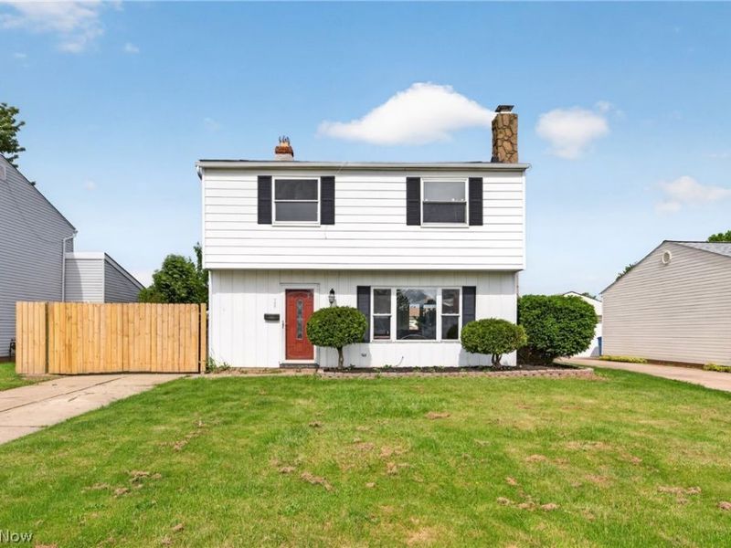 980 E 347th Street, Eastlake, OH 44095 Photo 2