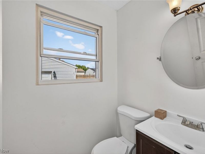 980 E 347th Street, Eastlake, OH 44095 Photo 28