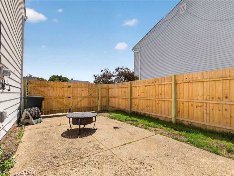 980 E 347th Street, Eastlake, OH 44095 Photo 45