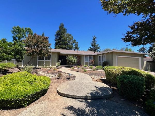 20607 Russell Lane , Saratoga, CA 95070