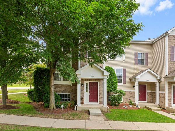 1901 Freedom Court , Zion, IL 60099