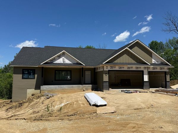 N7372 County Road O, River Falls, WI 54022