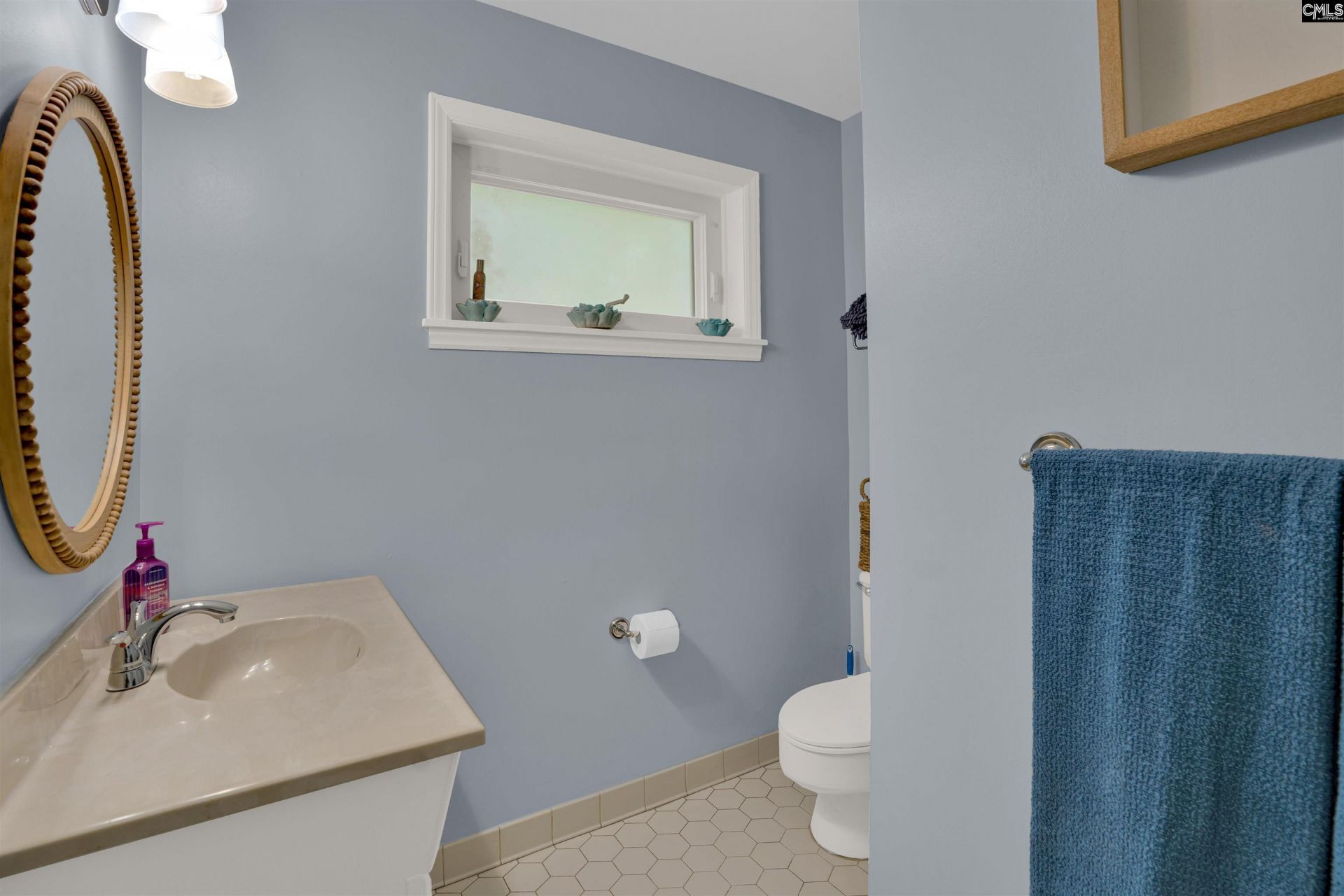 231 Tram Road  Photo 19