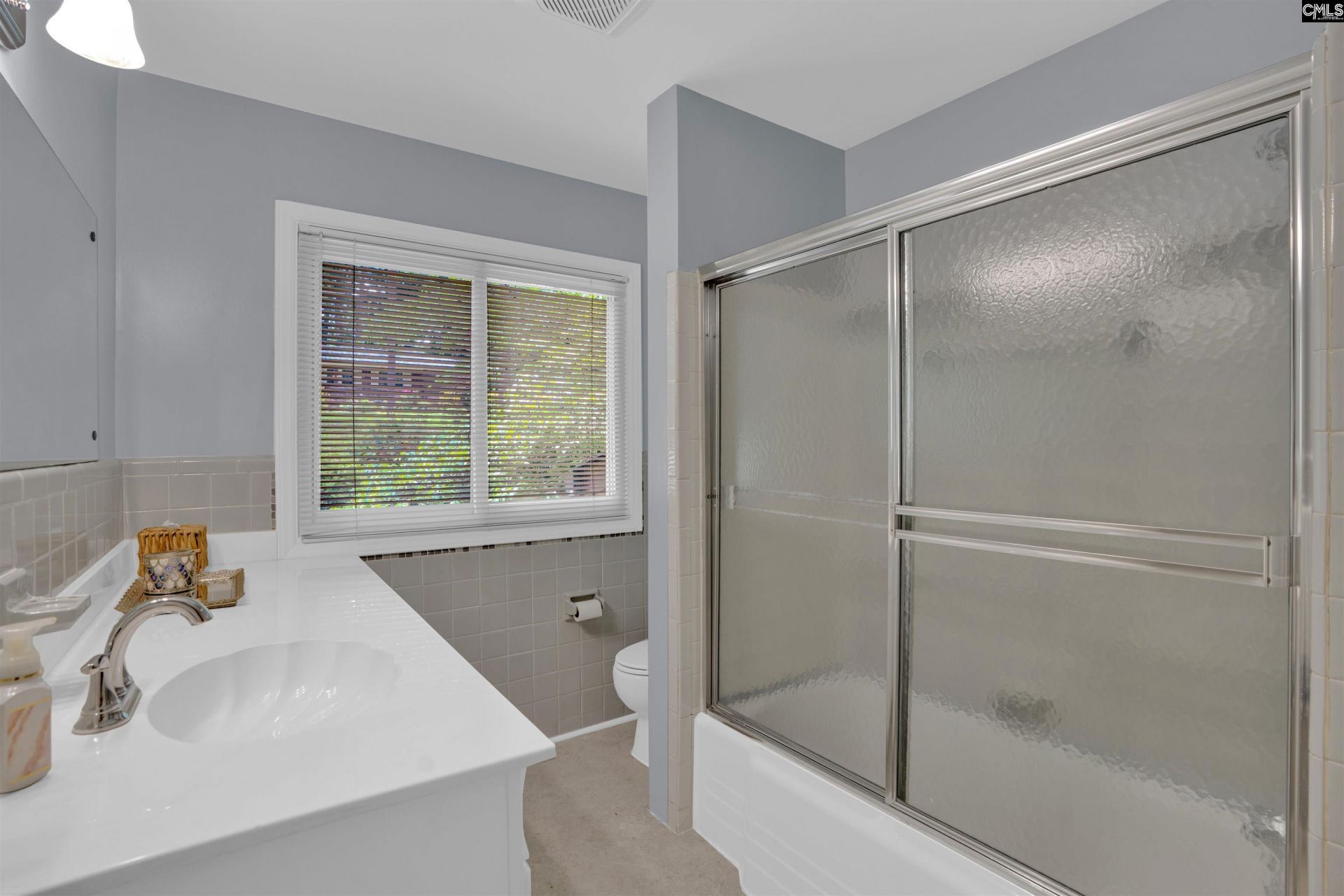 231 Tram Road  Photo 22