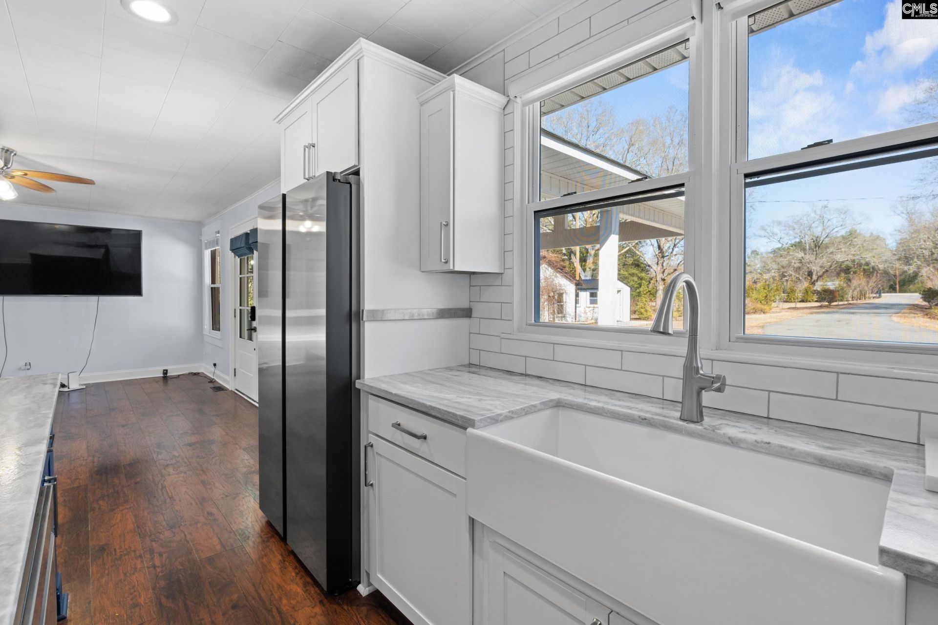 5214 Echo Valley Drive Photo 9