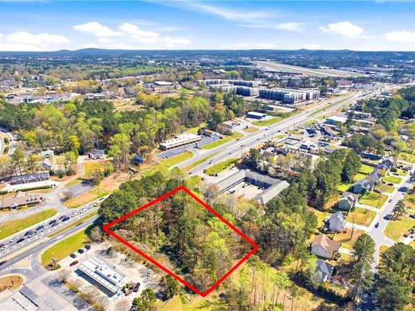 2695 Cobb Parkway NW, Kennesaw, GA 30152