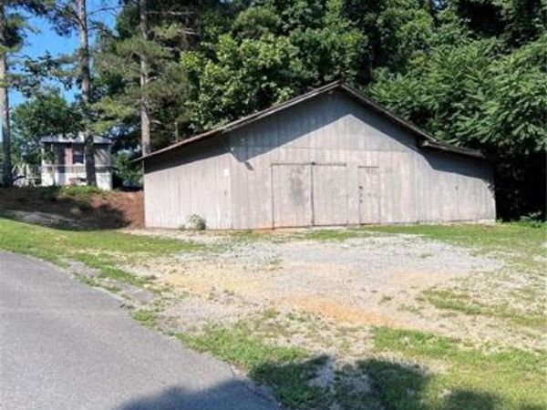 1160 Roach Hollow Road , Ringgold, GA 30736