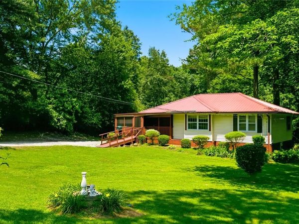 425 Brandywine Court , Alpharetta, GA 30004