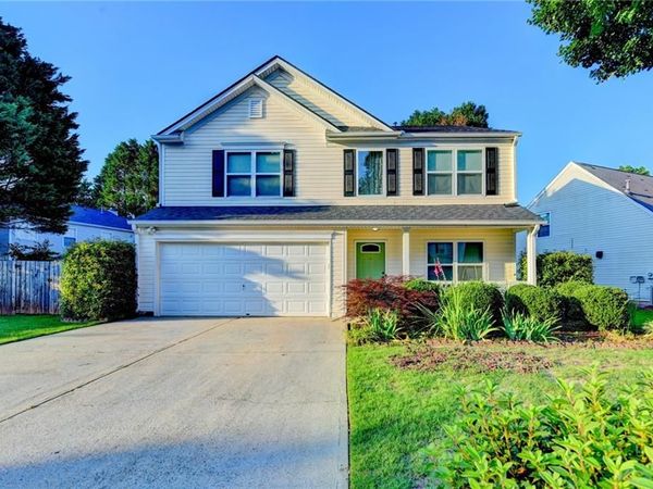 577 Ives Circle NW, Lilburn, GA 30047