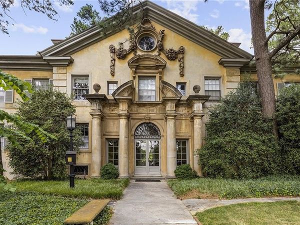 200 Montgomery Ferry Drive NE, Unit 30, Atlanta, GA 30309