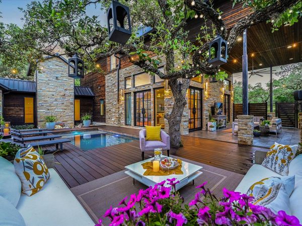 297 Blue Sky LN , Wimberley, TX 78676