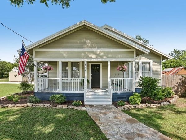 117 N Main ST , Paige, TX 78659