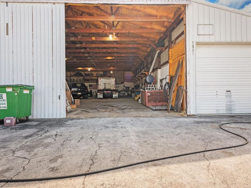 1591 NE Catawba Road, Port Clinton, OH 43452 Photo 2