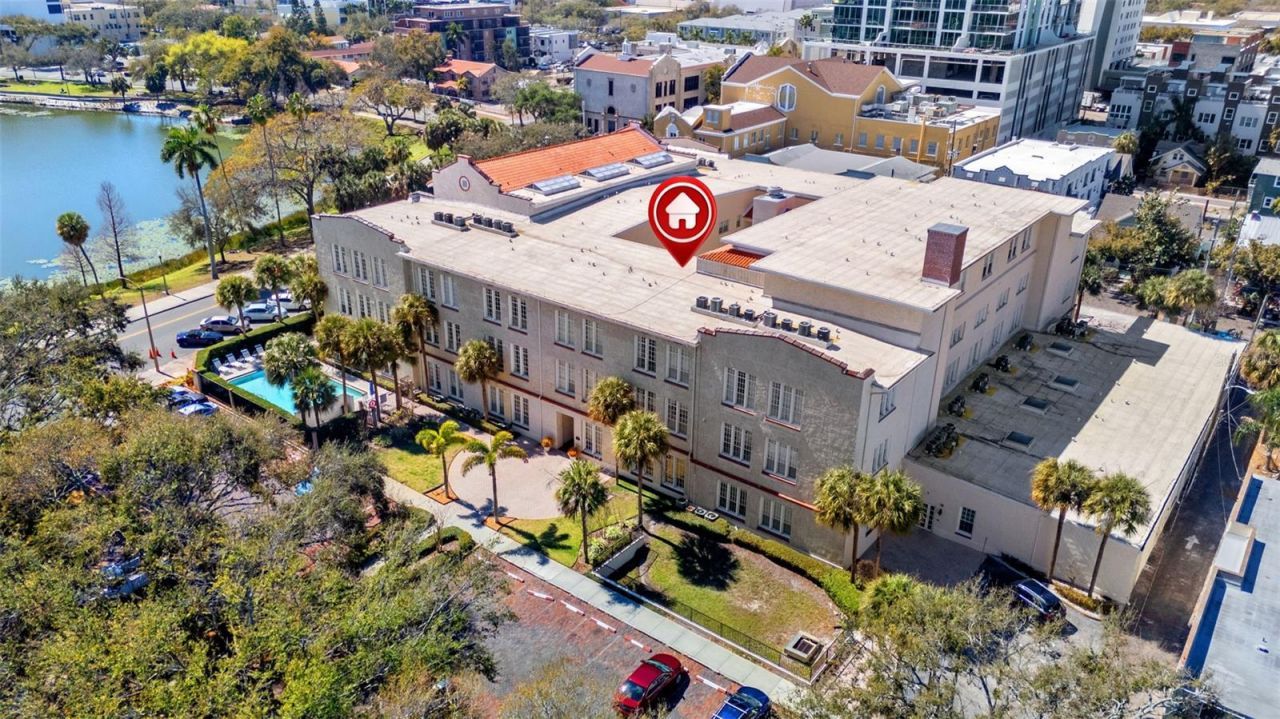 701 Mirror Lake Drive N, Unit 120, Saint Petersburg, FL 33701 Photo