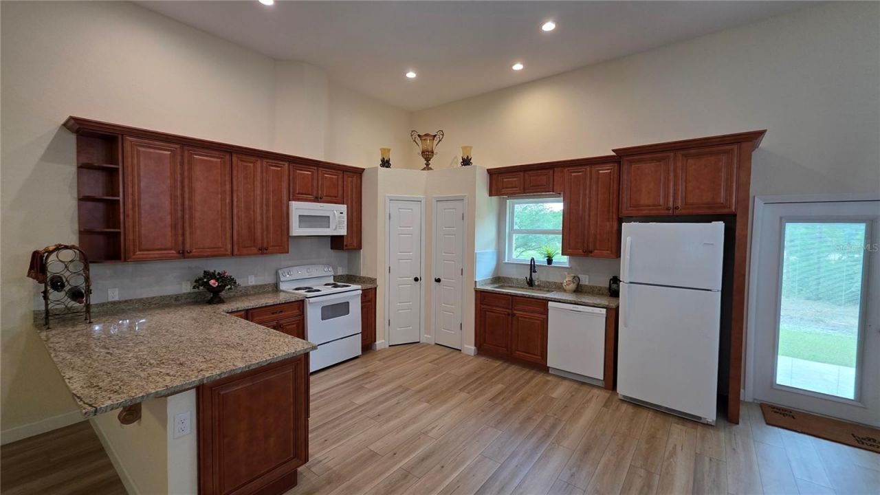 200 Hour Glass Circle, Hawthorne, FL 32640 Photo