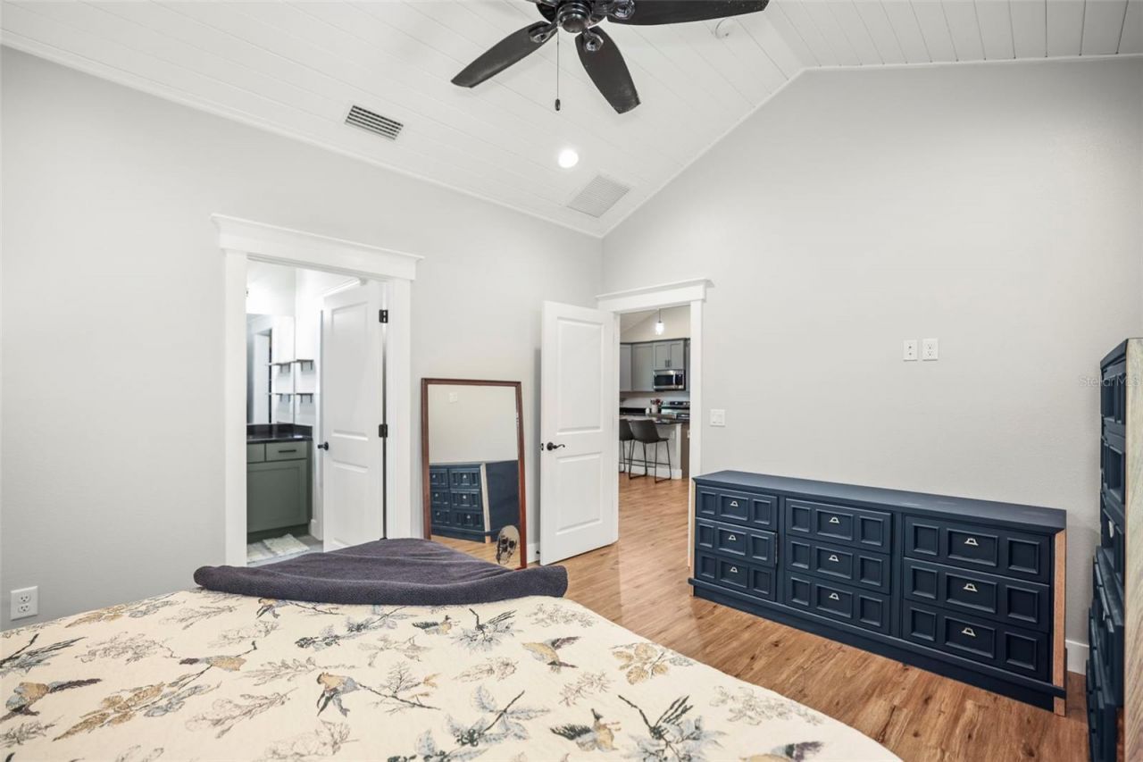 7218 Southeast Avenue , Webster, FL 33597 Photo