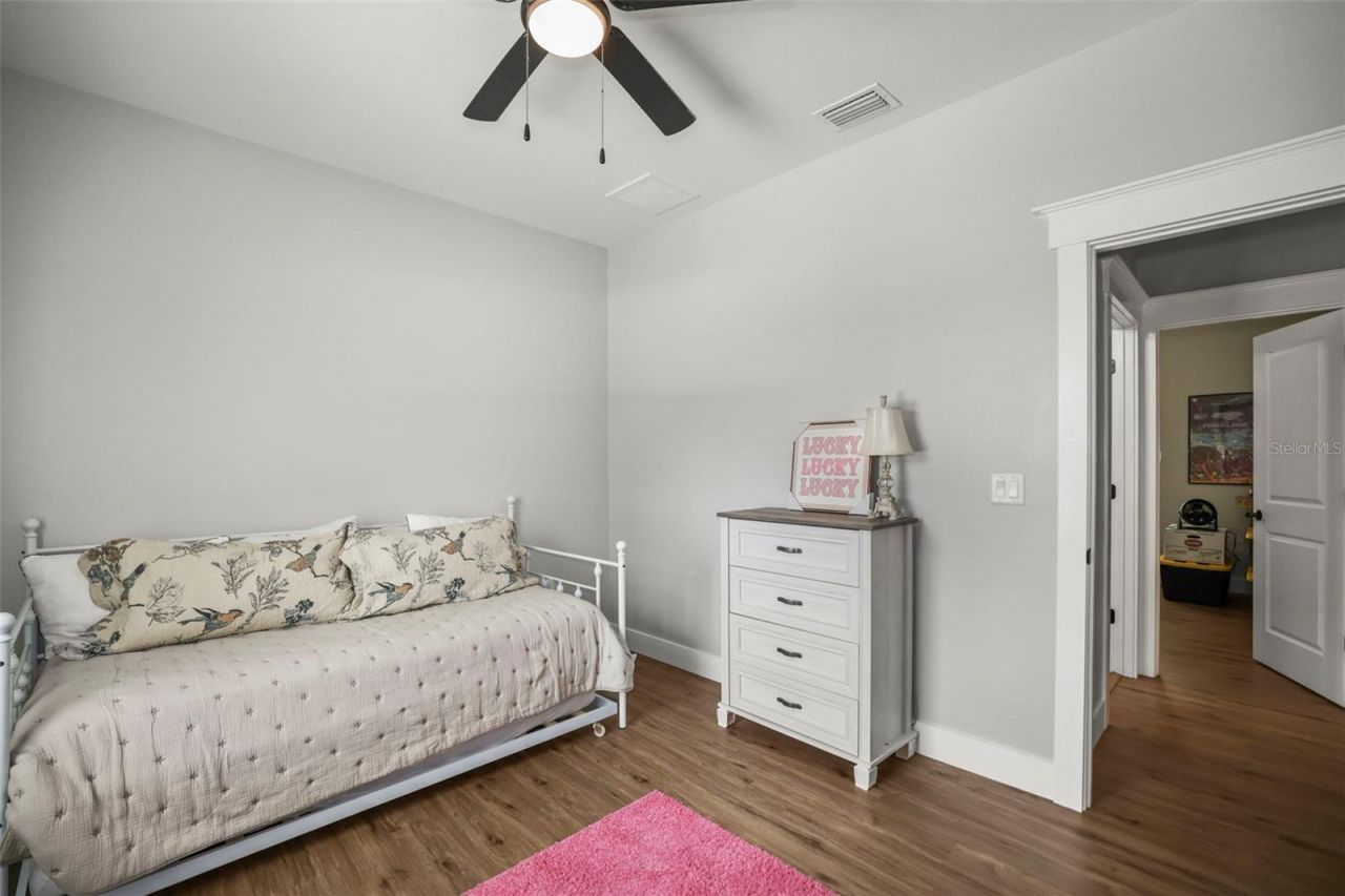 7218 Southeast Avenue , Webster, FL 33597 Photo