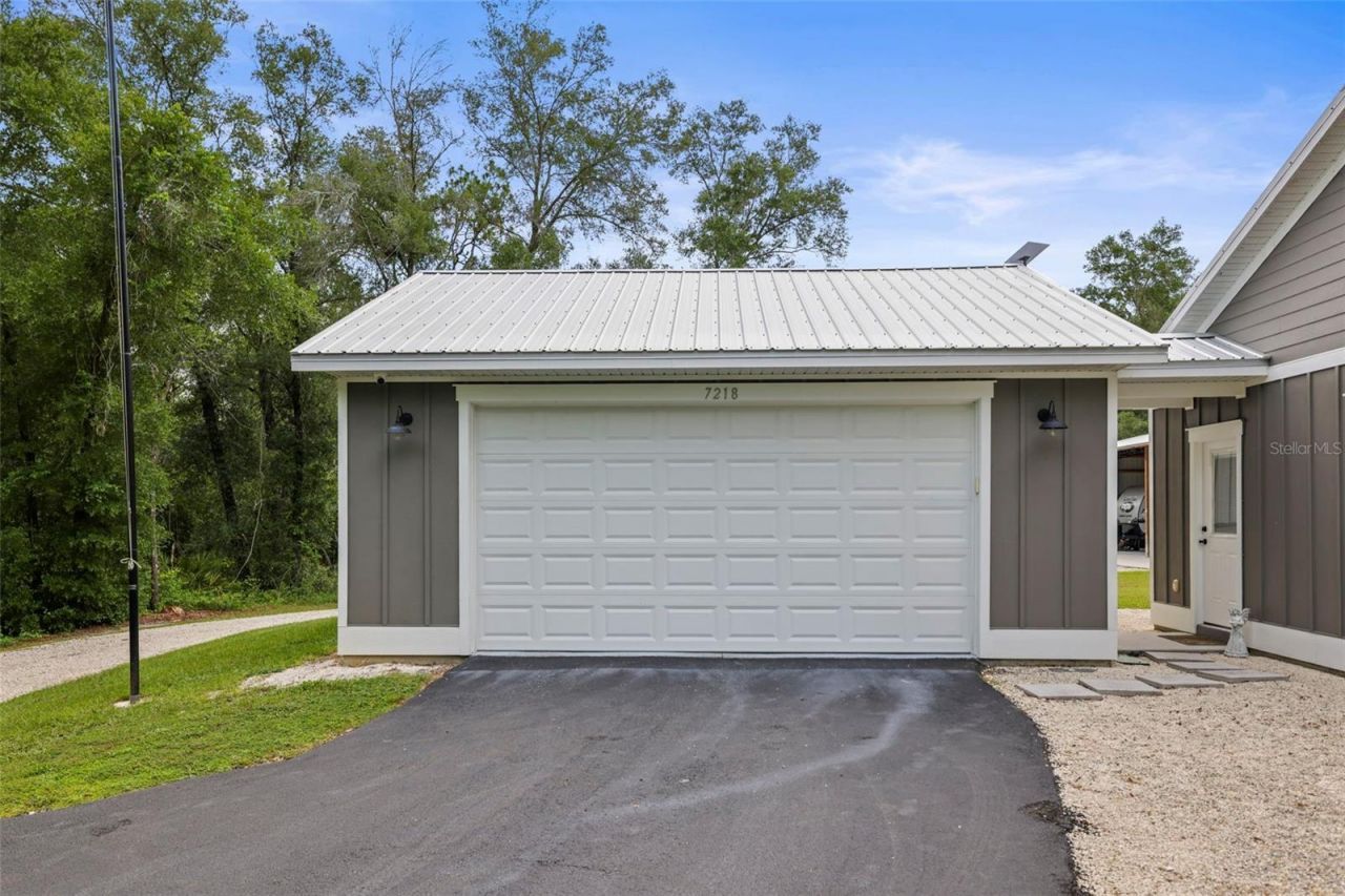 7218 Southeast Avenue , Webster, FL 33597 Photo