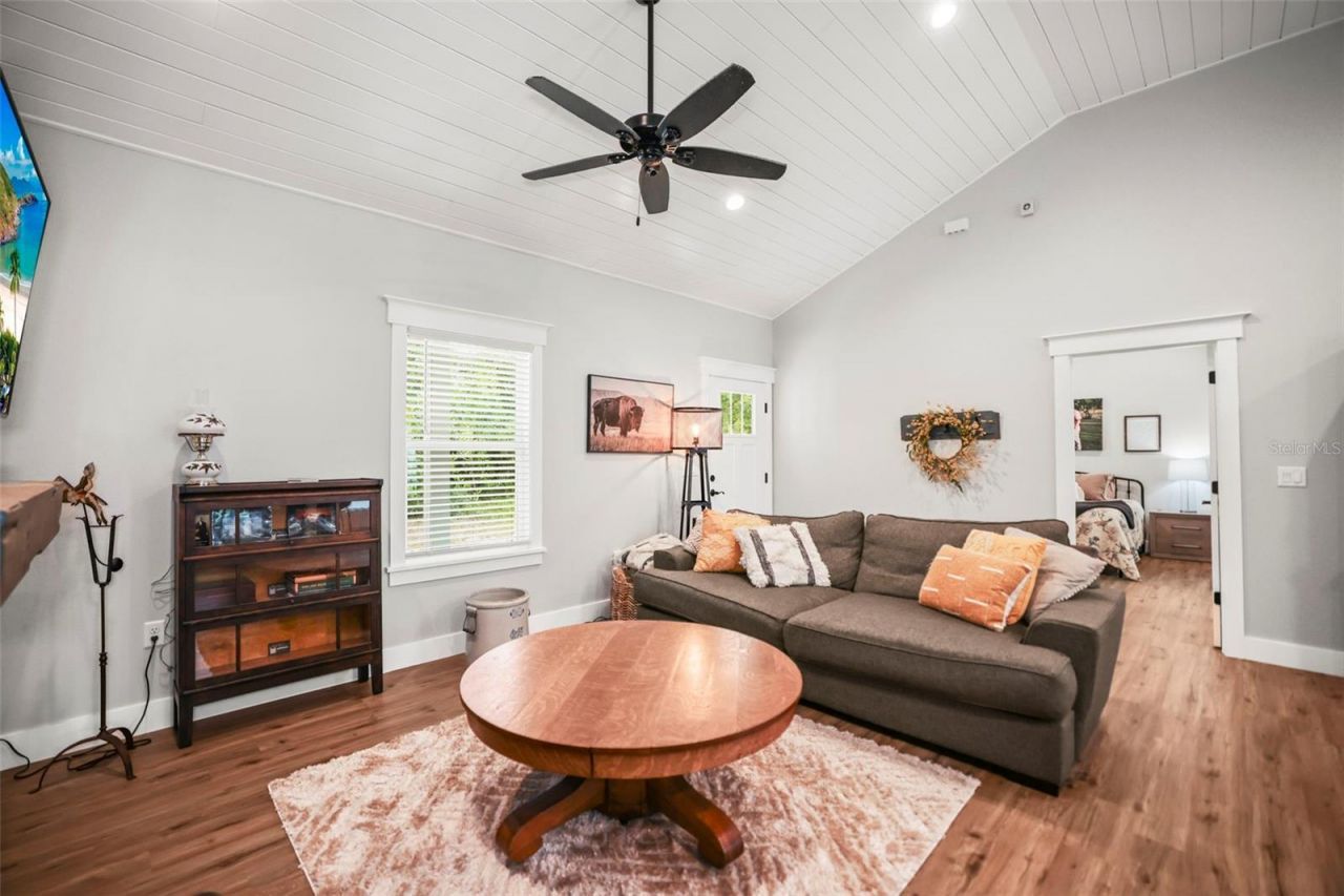 7218 Southeast Avenue , Webster, FL 33597 Photo