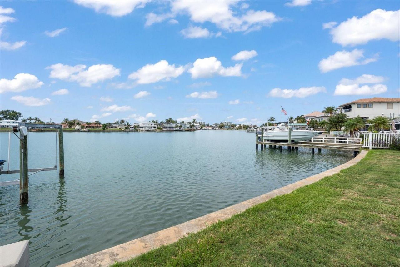 7962 9th Avenue S, Saint Petersburg, FL 33707 Photo