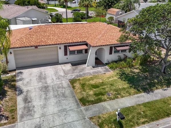 8811 MARTINIQUE LANE , PORT RICHEY, FL 34668