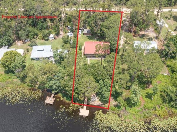 303 RILEY LAKE DRIVE, HAWTHORNE, FL 32640