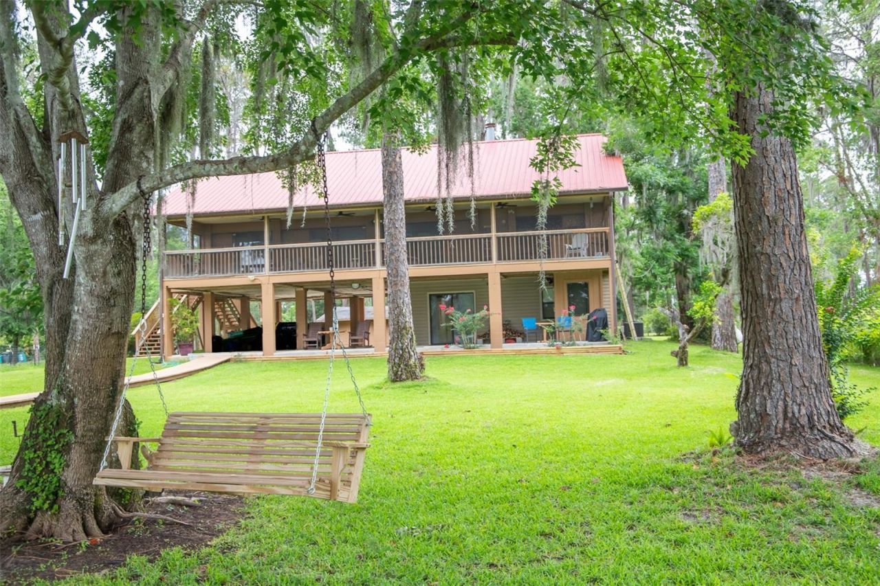 303 Riley Lake Drive , Hawthorne, FL 32640 Photo