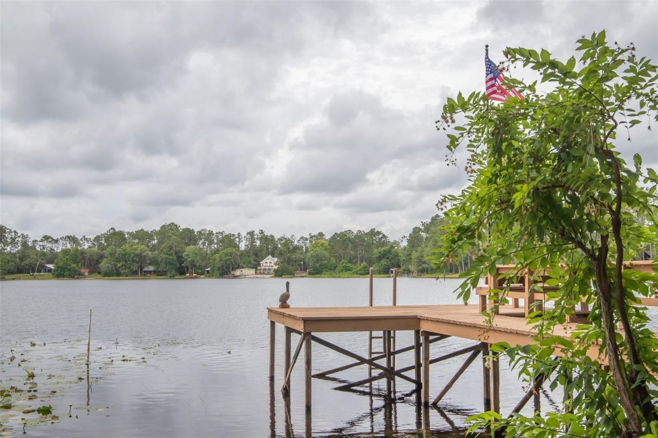 303 Riley Lake Drive , Hawthorne, FL 32640 Photo