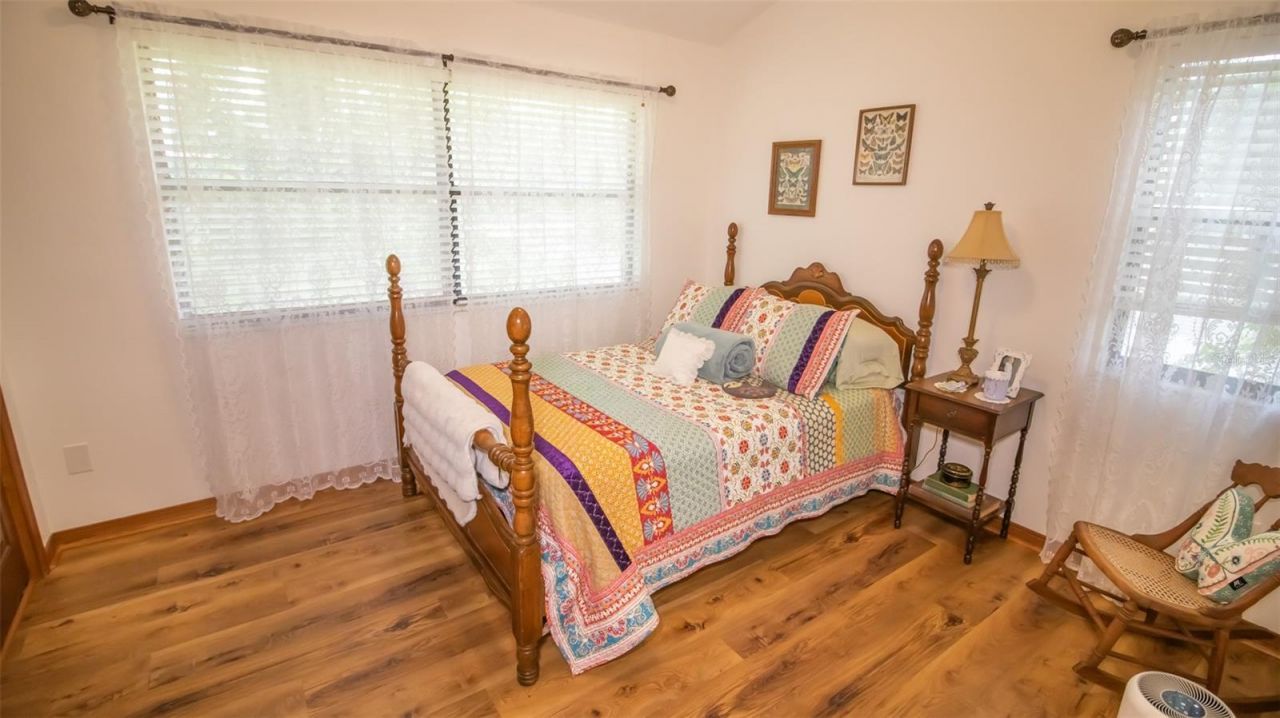303 Riley Lake Drive , Hawthorne, FL 32640 Photo