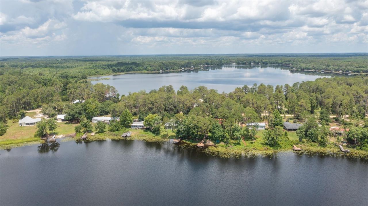 303 Riley Lake Drive , Hawthorne, FL 32640 Photo