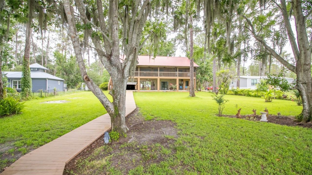 303 Riley Lake Drive , Hawthorne, FL 32640 Photo