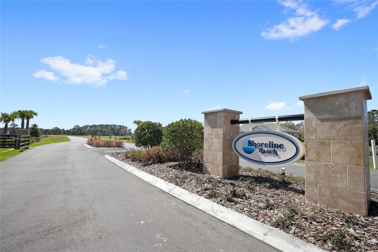20280 Shoreline Ranch Lane, Umatilla, FL 32784 Photo