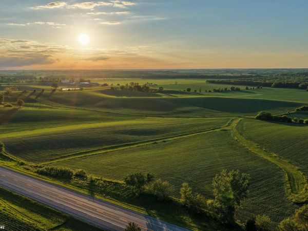 Highway 1 SW, Iowa City, IA 52246