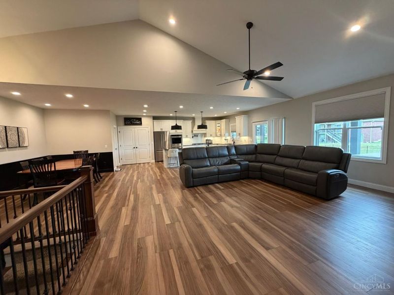 139 Wolf Creek Court, Carlisle, OH 45005 Photo 15
