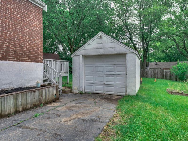 7214 Osceola, Madeira, OH 45243 Photo 21