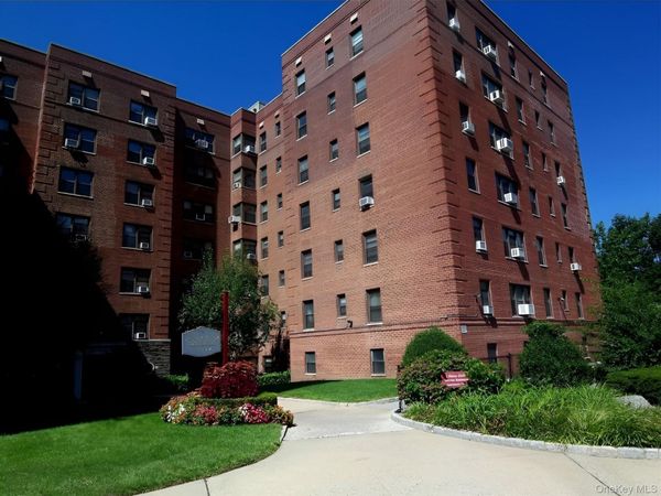1 Fisher Drive , Unit 520, Mount Vernon, NY 10552
