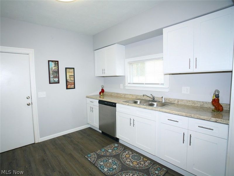 3698 Menlo Road, Shaker Heights, OH 44120 Photo 12