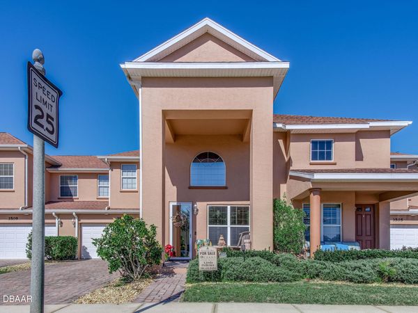 3507 SE Casalta Circle, New Smyrna Beach, FL 32168