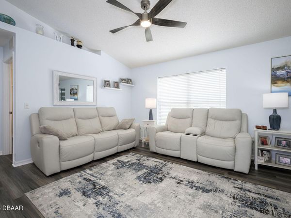 6 Spiveys Court, Ormond Beach, FL 32174