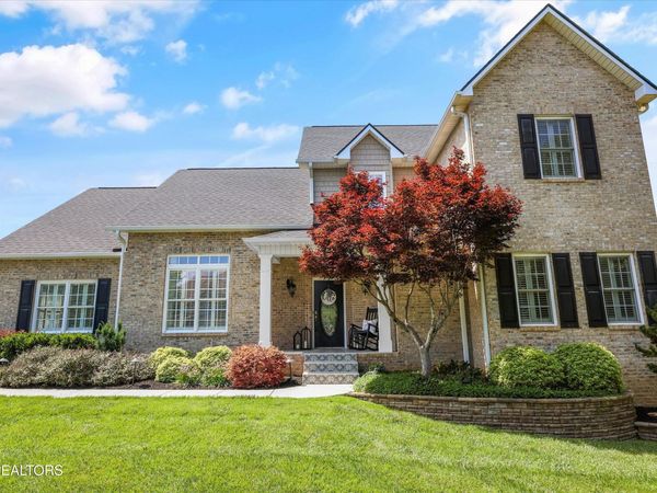 64 Rolling Links Blvd, Oak Ridge, TN 37830