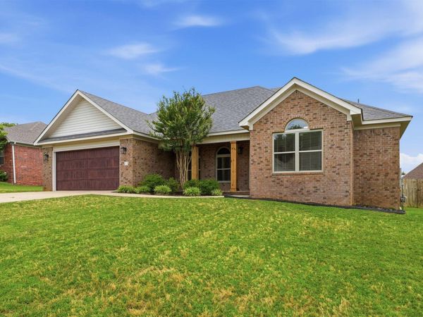 13 Jonathon Cove , Cabot, AR 72023