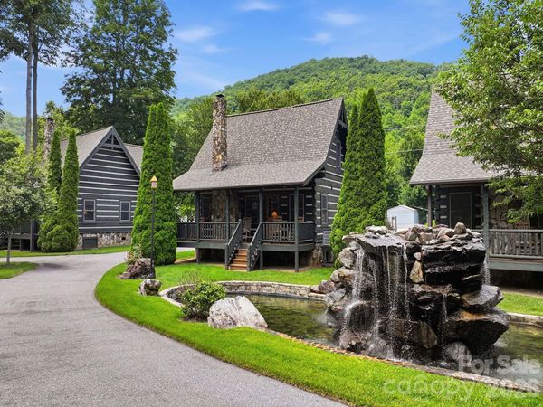 17 Rachels Circle, Maggie Valley, NC 28751