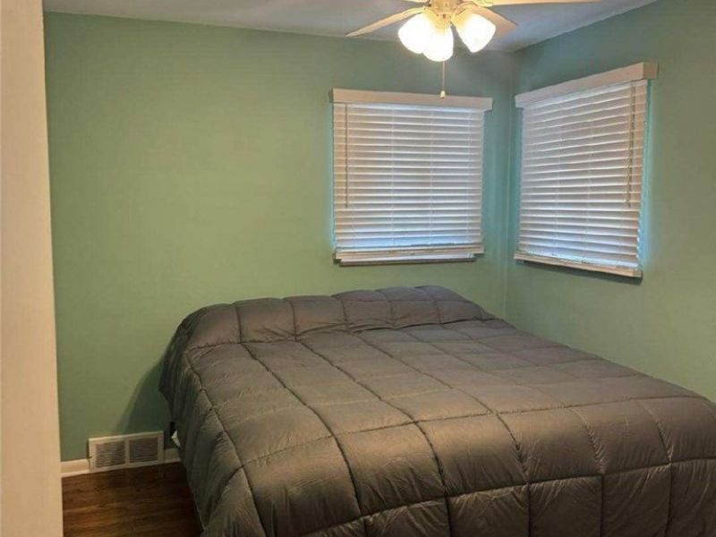 7287 Maplewood Road, Parma, OH 44130 Photo 10