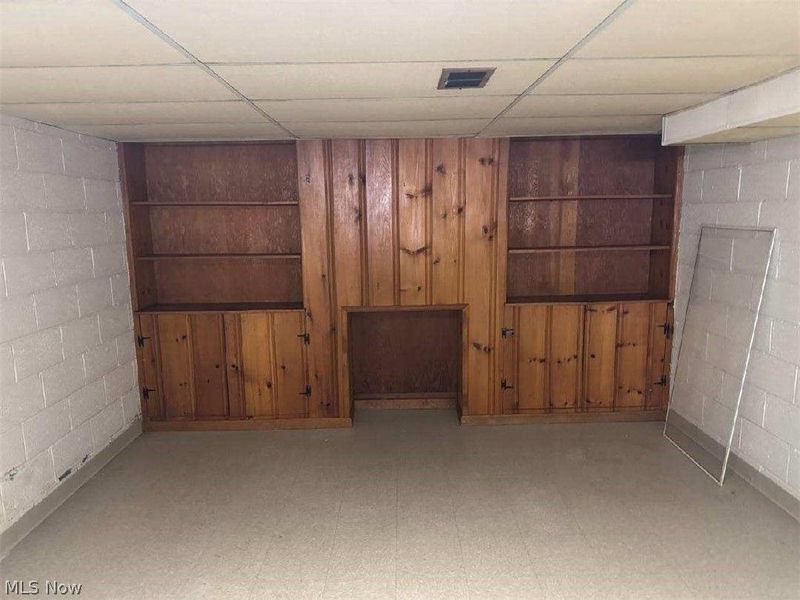 7287 Maplewood Road, Parma, OH 44130 Photo 19