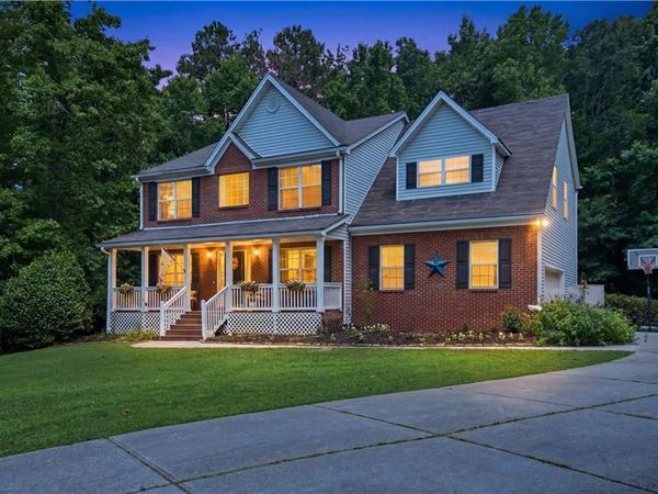 2758 Harbins Bend Lane, Dacula, GA 30019
